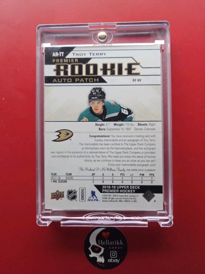 2018-19 Troy Terry Premier /99 Rookie Auto Patch #AR-TT Anaheim RC Upper Deck - Imagem 2 de 2