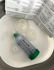 AeroKat Feline Aerosol Chamber Cat Inhaler Spacer with Mask & Instructions