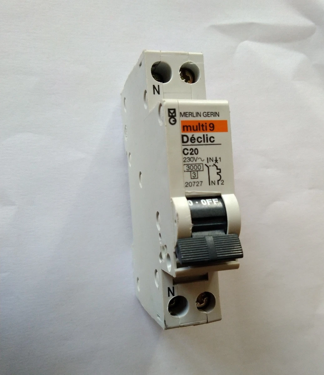 DISJONCTEUR CC -SCHNEIDER c60h-dc - 2 pôles - 3 ampères - courbe c - a9n61523 EUR 20,00 - FR