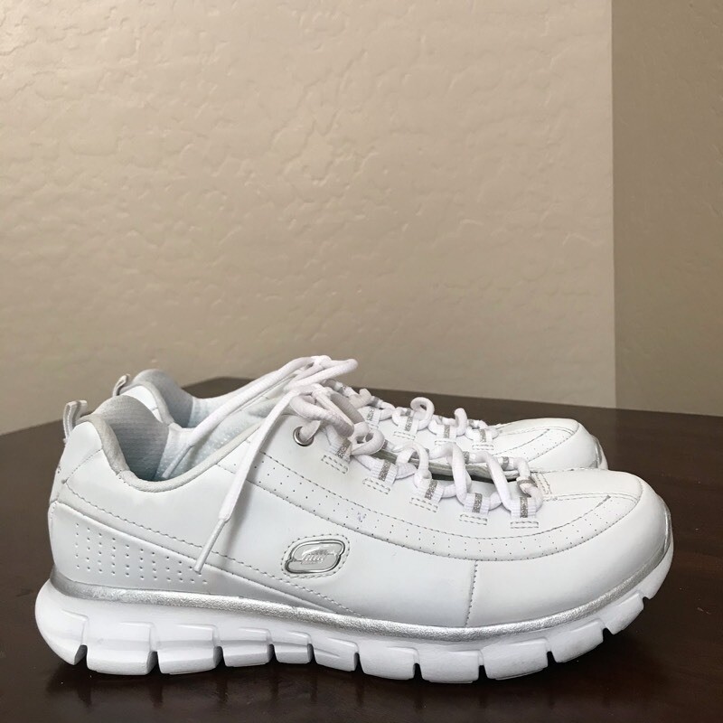skechers synergy elite status