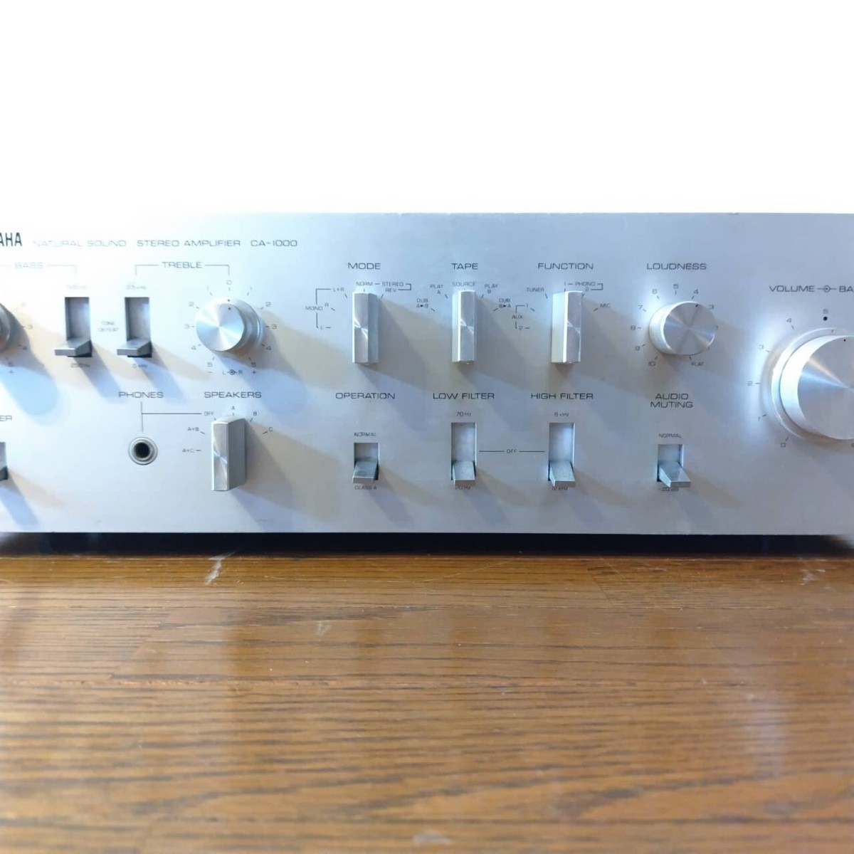 Yamaha Integrated Amplifier CA-1000 For Parts or Repair Free