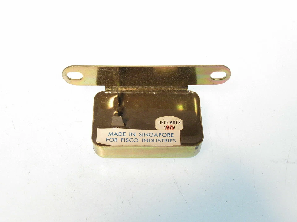 Regulador de voltaje para Mazda RX2 RX3 808 y B1600 23-00648 Foto 2 de 2