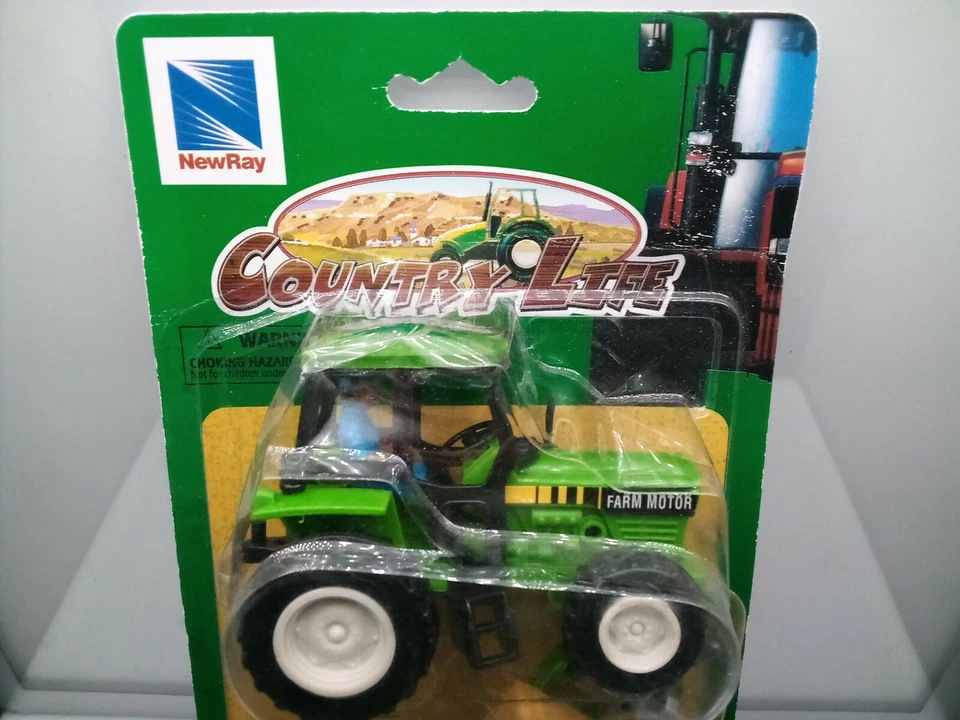 NewRay 1:32 Scale? - Farm Tractor & Trailer - Hay Bale - Plastic Play Set - Image 2 of 4
