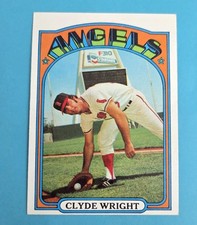 1972 Topps #55 Clyde Wright California Angels BASEBALL Card 8D