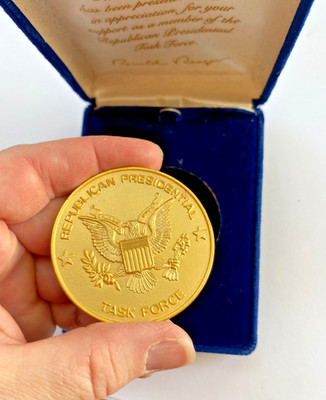 Medal of Merit Ronald Reagan Republican Presidential Task Force Blue Box