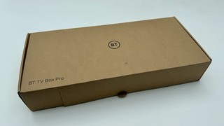 BT TV Box Pro RTIW387 Nuovo con scatola tutti i cavi e controller