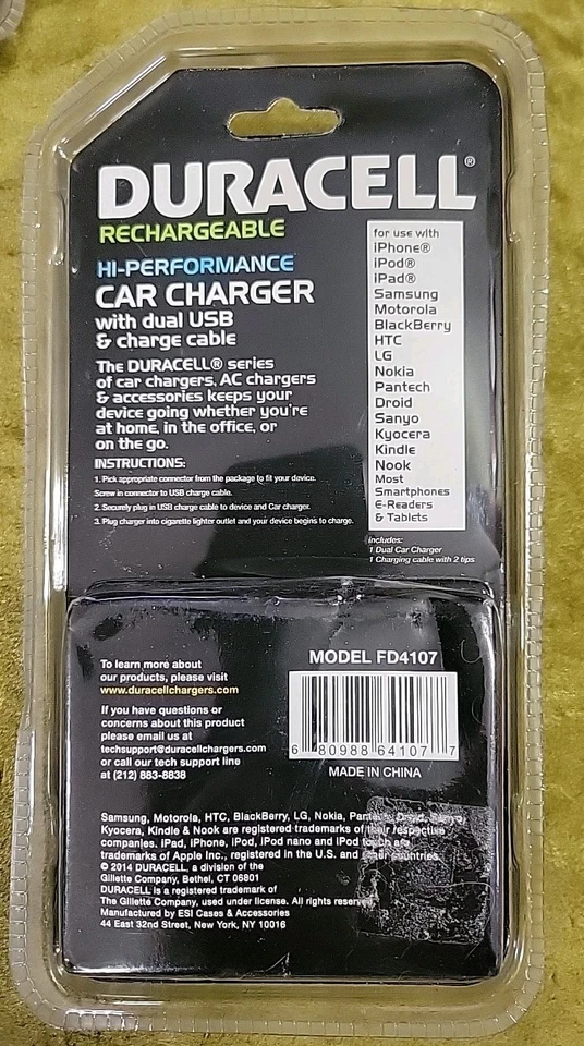 Cargador de coche Duracell modelo FD4107 con doble USB y cable cargador Foto 3 de 3