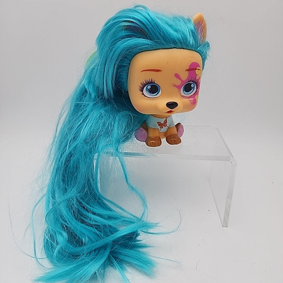 VIP Pets Puppy Dog Figure   IMC Toys 2.5'' Tall   Long Blue Hair   Collectible
