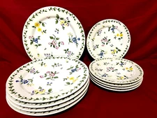 International Tableworks Chateau Set Of 5 Each Floral Dinner & Salad Plates