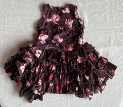 * JOTTUM *  wunderschönes Kleid  Gr.  104  TOP