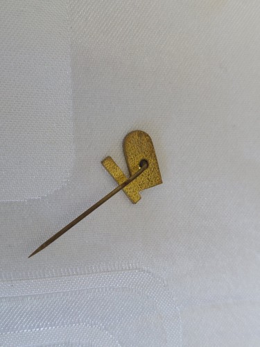 FIFA World CUP Spain 1982 ESPANA 82 championship pin badge - Picture 3 of 4