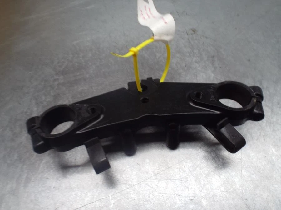 Suzuki GSXR400 GK71B Top Upper Fork Yoke eBay