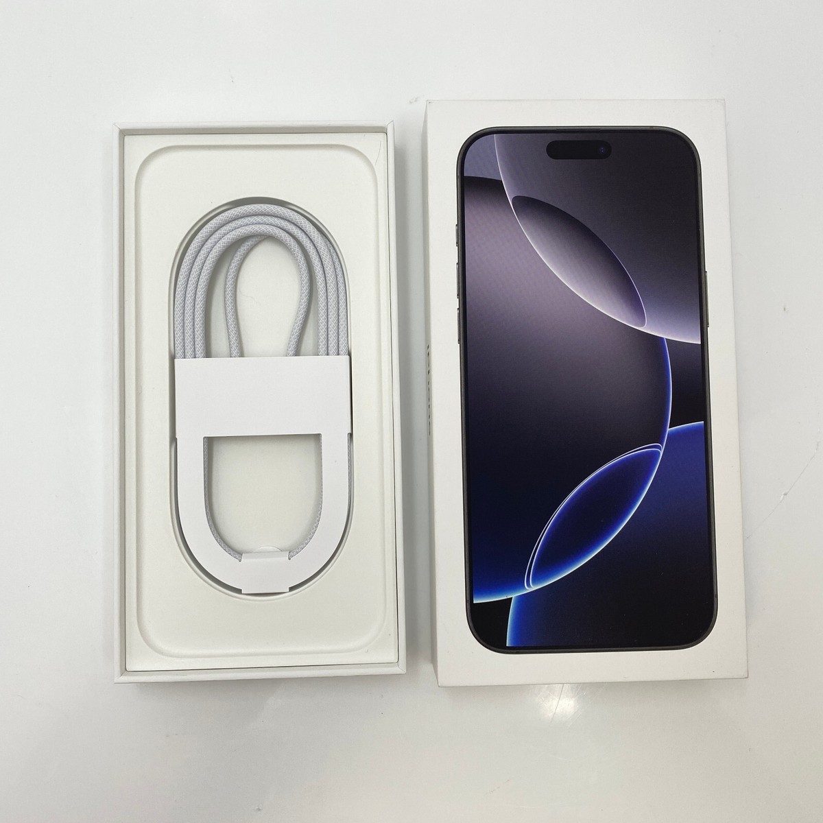 Apple iPhone 16 Pro Max 256GB 未開封 iPhone 新品。未開封 16 Pro Max 256GB MYWK3J/A ナチュラル