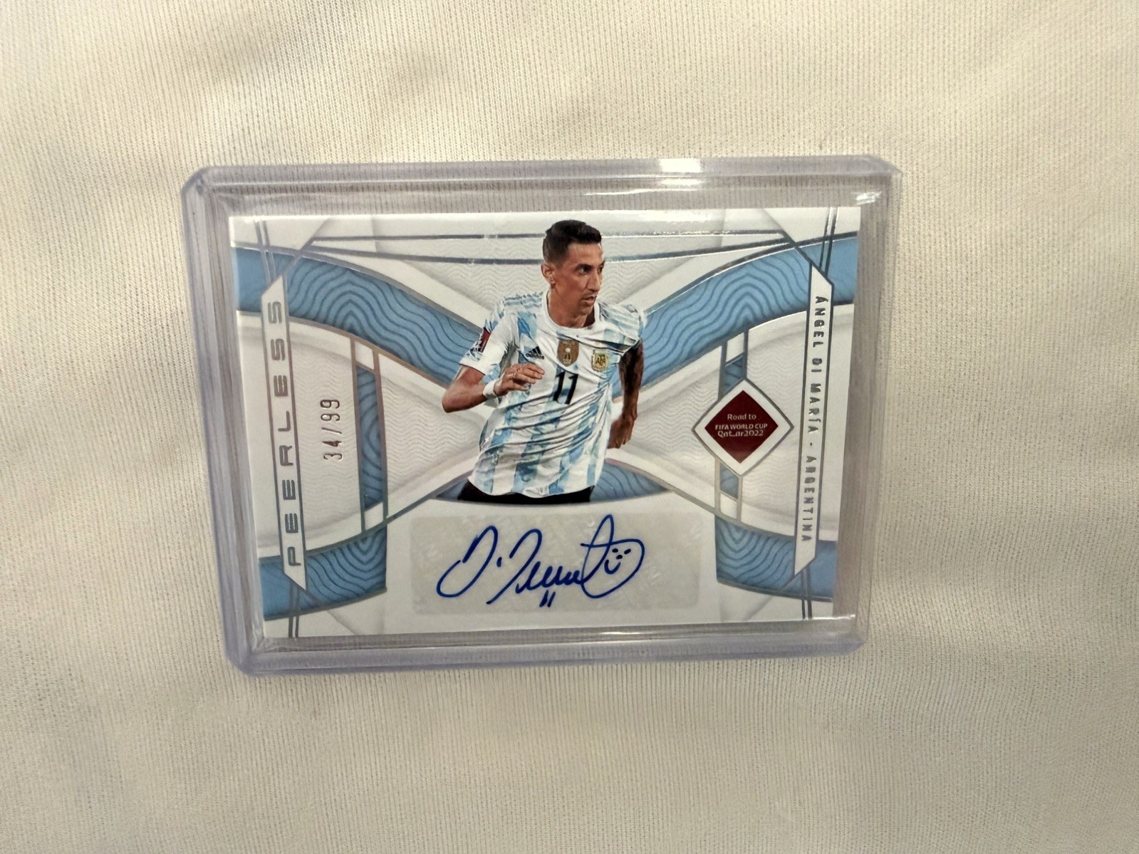 2022 Panini National Treasures Angel Di Maria Peerless Auto /99 Argentina view 1