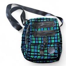 Borsa a tracolla Fergie per Kipling nera e verde a quadri tracolla tracolla regolabile