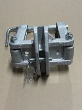 CA-2 Cross Arm Bracket With Speed Lock thumbnail 2