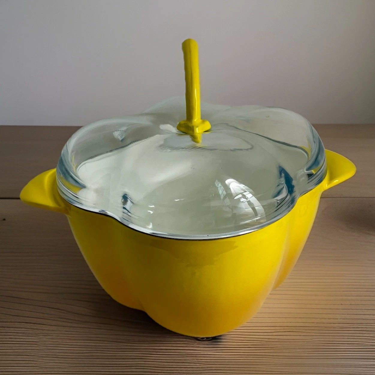 Yellow Bell Pepper Cast Iron Enamel Dutch Oven Cooks Essentials Rare 3.5 Quarts
Opens in a new windo