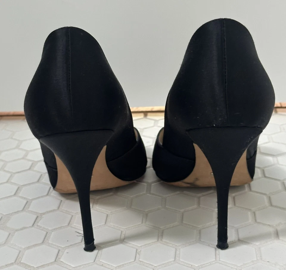 Alexandra Neel Isadora Tacones Negros Seda EU 37 US 7 Foto 3 de 4