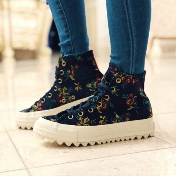 Converse Platform CTAS Lift Ripple Obsidian Navy Floral Sneakers