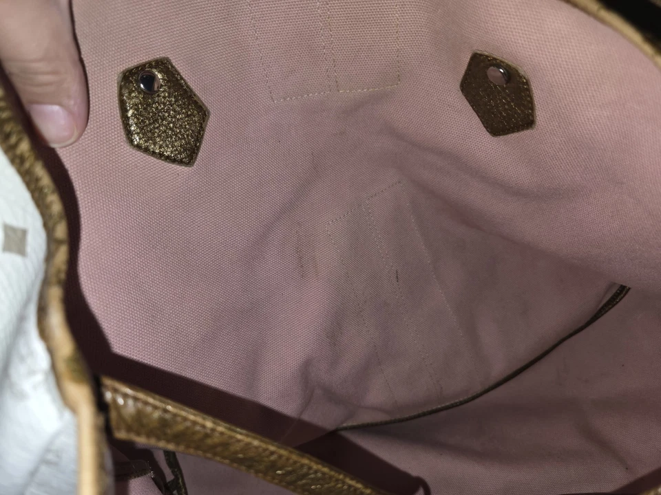 Cartera mediana MCM Princesa León blanca con monograma recubierta de cuero de lona Foto 3 de 4