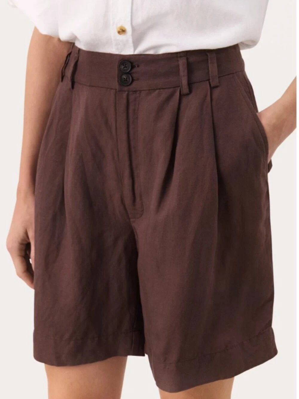 Brown Linen Blend Pleated 7" Dress Shorts - 4/6