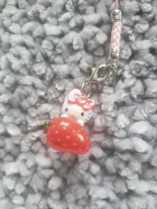 Hello Kitty Strawberry Netsuke Gotochi Charm