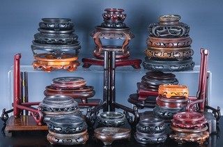 LARGE LOT CHINESE WOOD ROSEWOOD VASE BOWL FIGURE CENSER PLATE DISPLAY STANDS #3