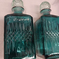 Ombre Green Wine Decanter. 8" Embrossed Glass. With Stopper.  2 New