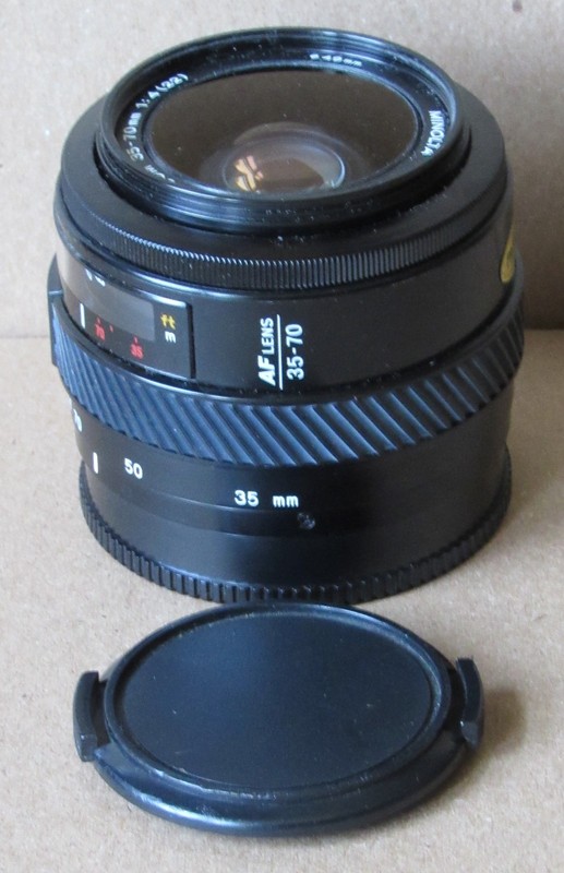 Minolta "Maxxum" AF 35-70mm 1:4 Macro Lens, Caps, UV Filter, Minolta Lens Hood