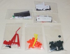 BONUX - Lot de jouets - Neufs - JEEP - Station Service - Balançoire ....