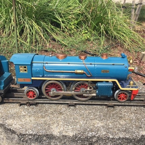 Lionel 390E and tender in Blue comet colors - Picture 2 of 8