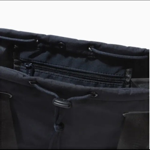 Beyond Yoga Convertible Gym Bag Backpack Black New $80 - Picture 5 of 8