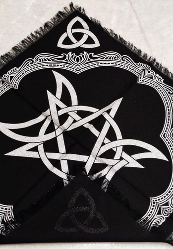 Tarot Witchcraft Card Altar Cloths Square 18" Triple Moon Pentagram Table Napkin - Picture 5 of 5