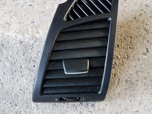 Boquilla de aire fresco delantera izquierda parrilla bmw serie 1 e81 e82 e87 e88 7059187 - Imagen 4 de 6