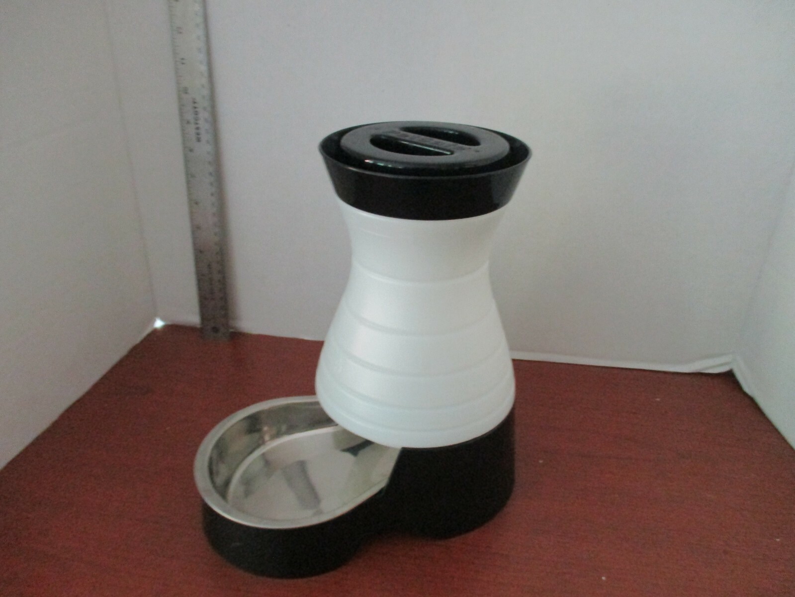 Station Dispenser Dish