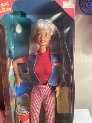 2 COCA-COLA COKE PICNIC & PARTY BARBIE SPECIAL EDITION DOLLS 1997 & 1998 NIB - Picture 7 of 9