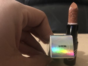 mac la reina lipstick