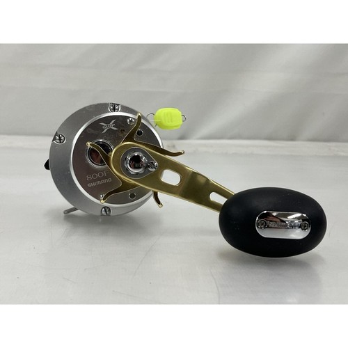 SHIMANO CALCUTTA 800F Right Hand Baitcasting Reel used Shipped from Japan - Picture 5 of 8
