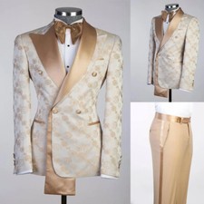 Golden Jacquard Suits for Men Groom Wedding Red Banquet Jacekt Trousers 2 Pieces