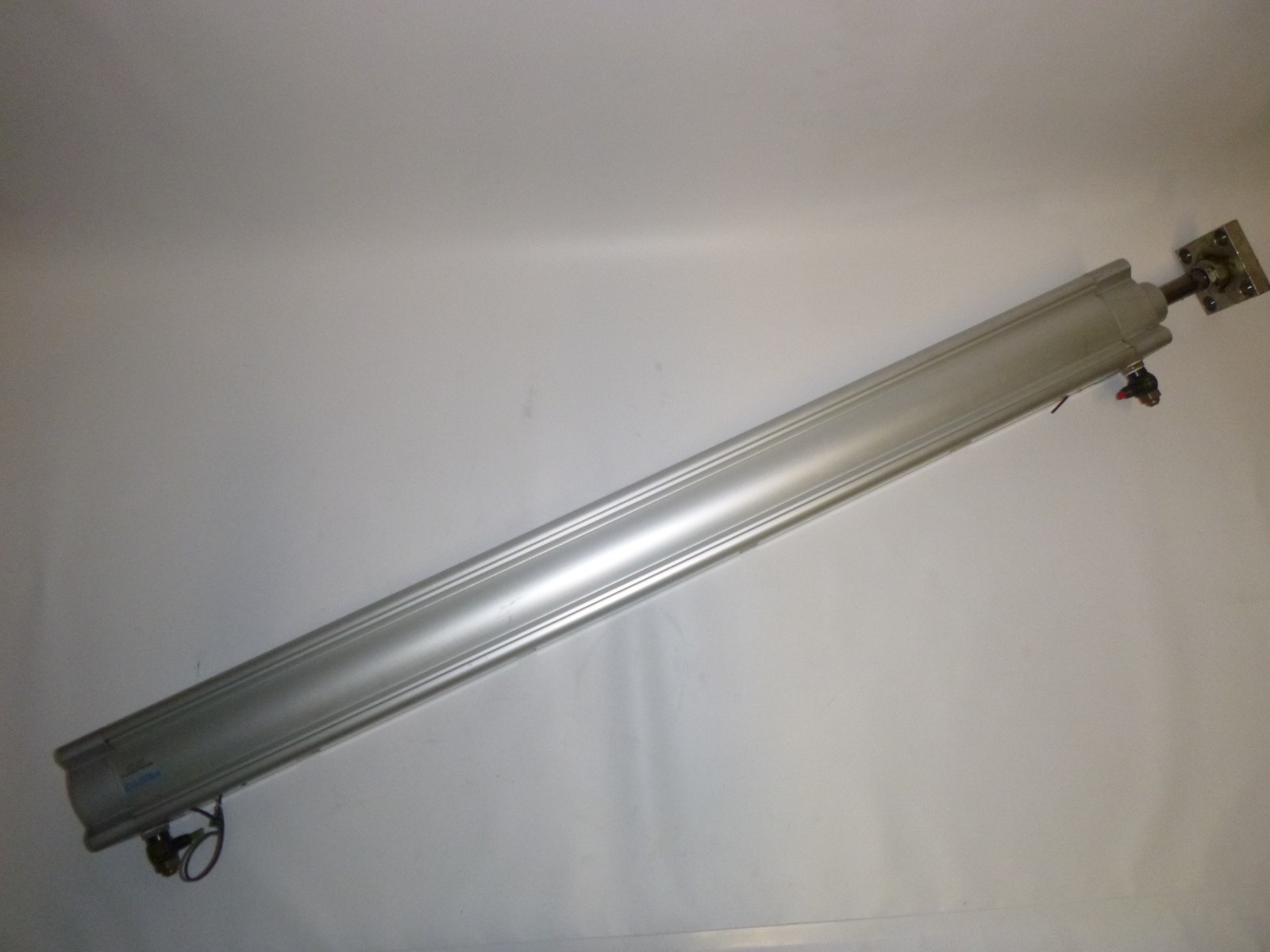 Festo DNCB-100-1100-PPV-A