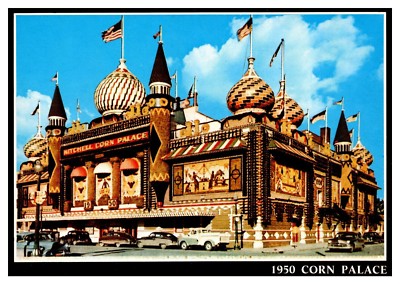1950 Corn Palace (Vintage 1980s postcard.)