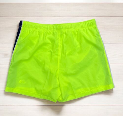 Pantalón Corto Atlético Hombre The North Face Elevación Media LED Amarillo NF0A82008NT - Imagen 2 de 8