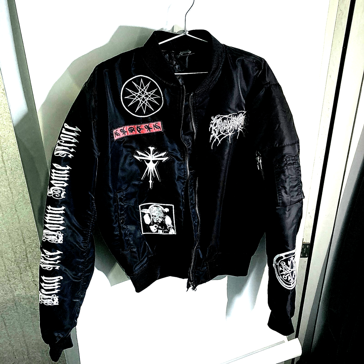 Bring Me The Horizon BMTH Bomber Jacket MA-1 M Tokyo Limited Bring Me The Horizon BMTH Bomber Jacket MA-1 M Tokyo Limited