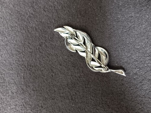 Vintage 1867-1967 Brooch Very well Made - Picture 8 of 8