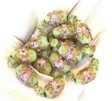 Vintage Venetian Murano Wedding Cake Glass Bead Necklace -Yellow/Green