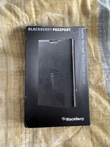 BlackBerry Passport Official Leather flip Case Black