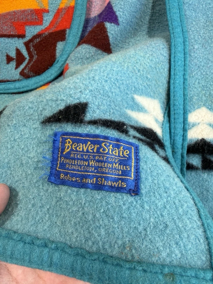 Vintage 70s Pendelton Beaver State Chore Jacket Robe 2 Pocket Aztex Blanket Coat - Image 4 of 4