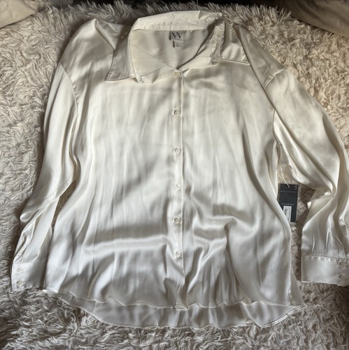 NWT Worthington Dress Blouse Size 2X White V Neck Button Down Long Sleeve