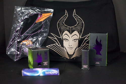 D23 Besame Maleficent Ring Perfume, Lipstick, Nail Polish, Lipgloss, Raven& Tote - Picture 1 of 7