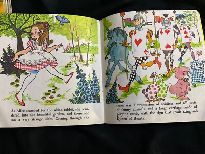 Vintage 1943. Disney's Alice In Wonderland Book & Record. 45 RPM